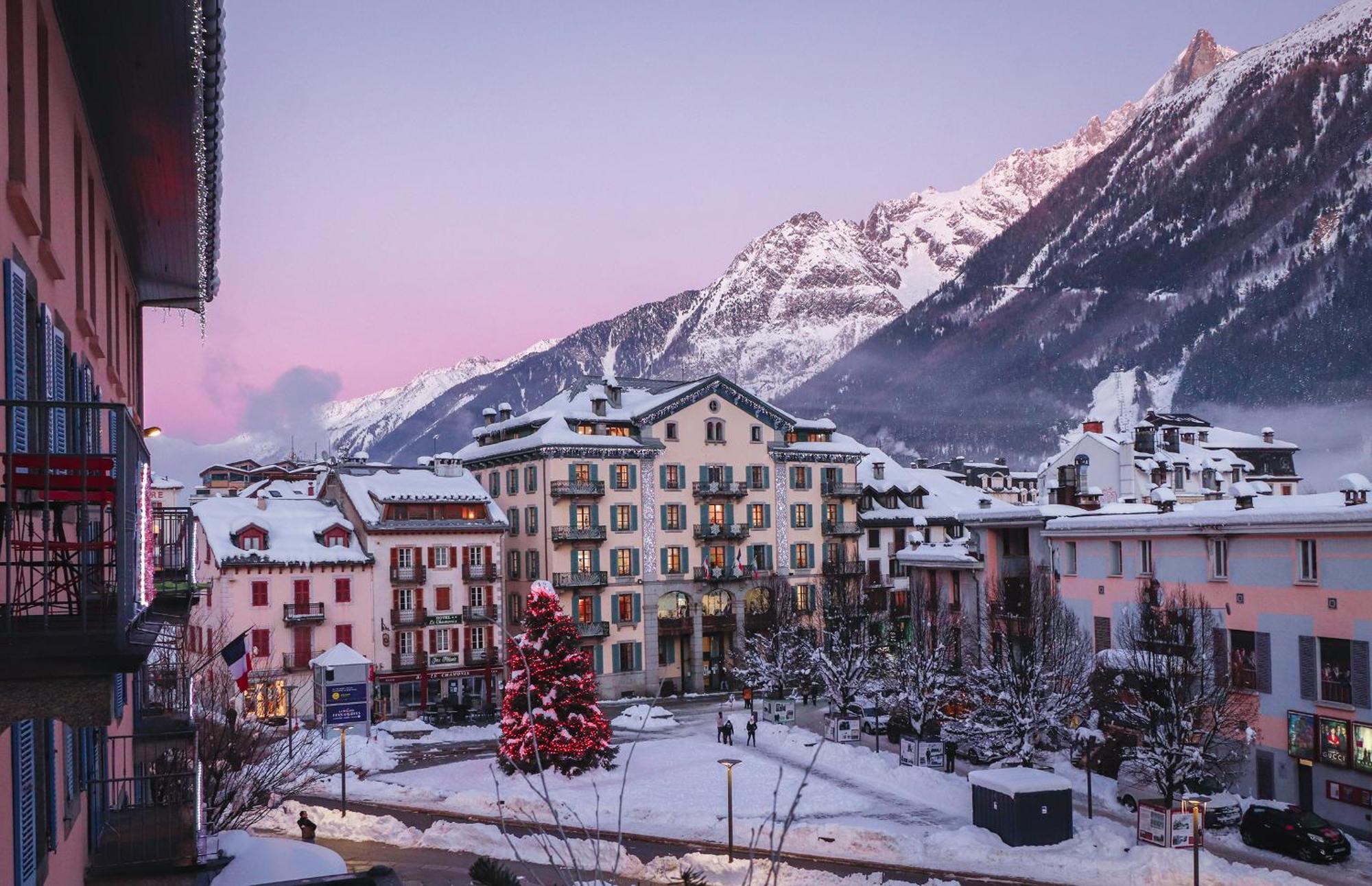 HOTEL MONT-BLANC CHAMONIX 5* (France) - from £ 517 | HOTELMIX